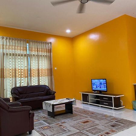 Desyafiq Homestay Kuala Kedah エクステリア 写真