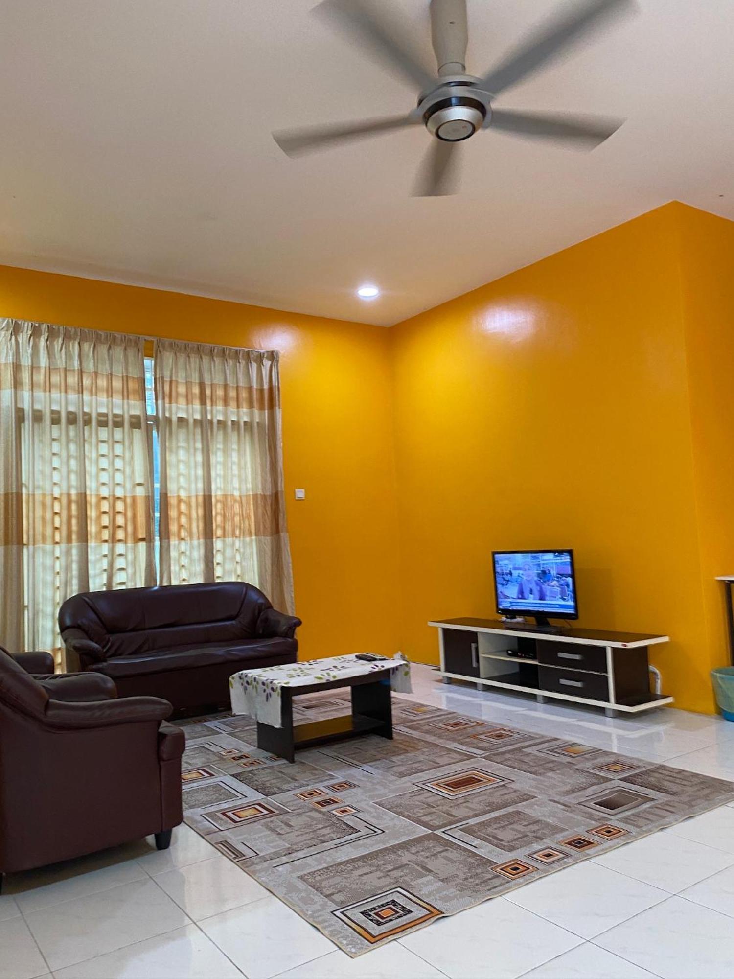 Desyafiq Homestay Kuala Kedah エクステリア 写真